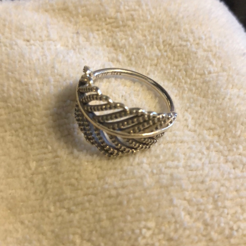 Pandora Leaf Ring - image 3